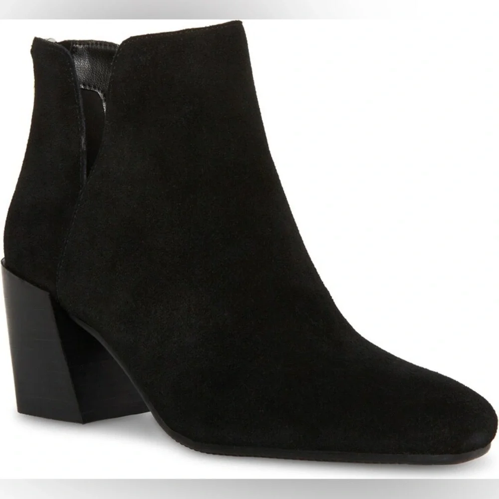 Blondo Stasia Waterproof Bootie Black Size 5.5 Brand New